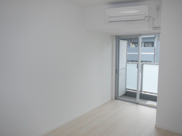 アイルプレミアム千駄木の物件内観写真